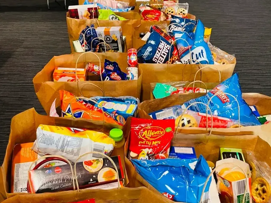 Christmas Hampers mission